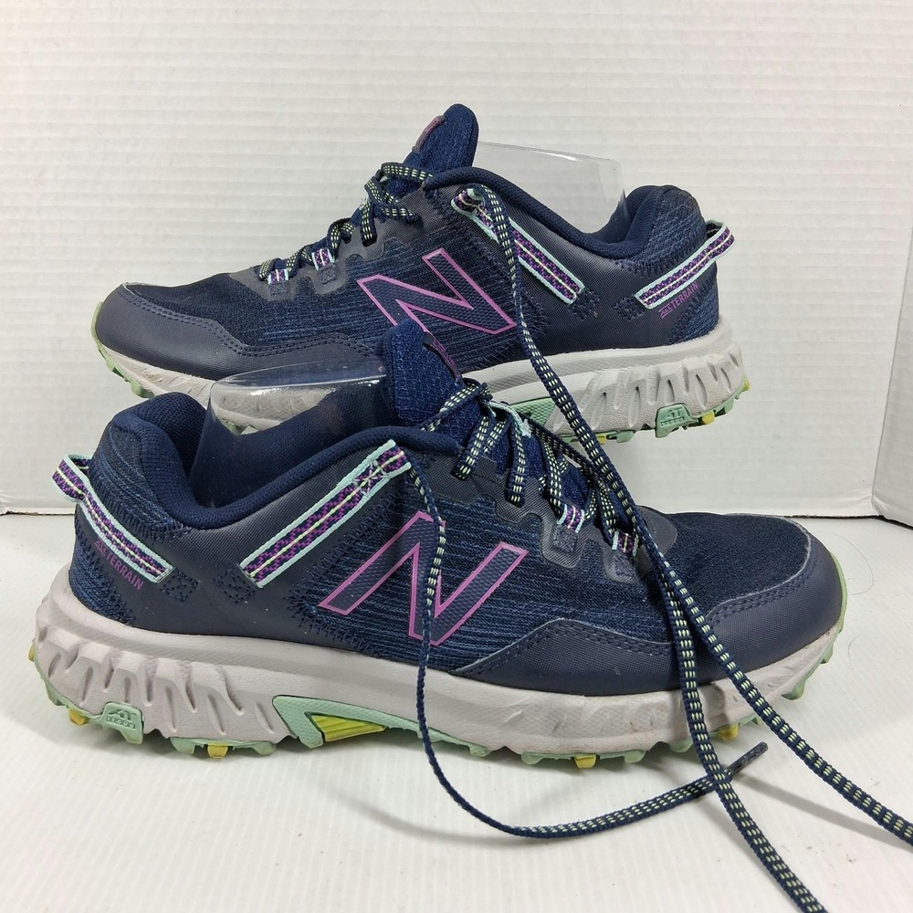 New Balance 410v6 Trail Running Shoes Navy Purple Womens 10 WT410SN6 All Terrain